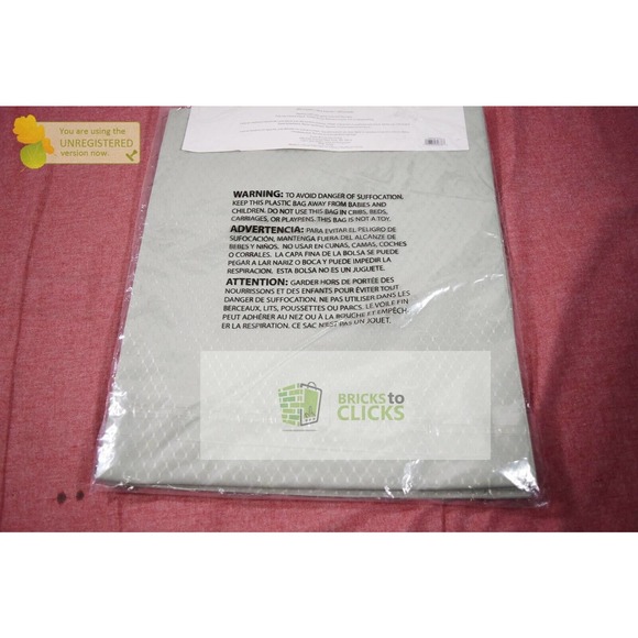 Town & Country Living- Mckenna Table Cloth, Mint, 15" x 72" - Picture 4 of 6